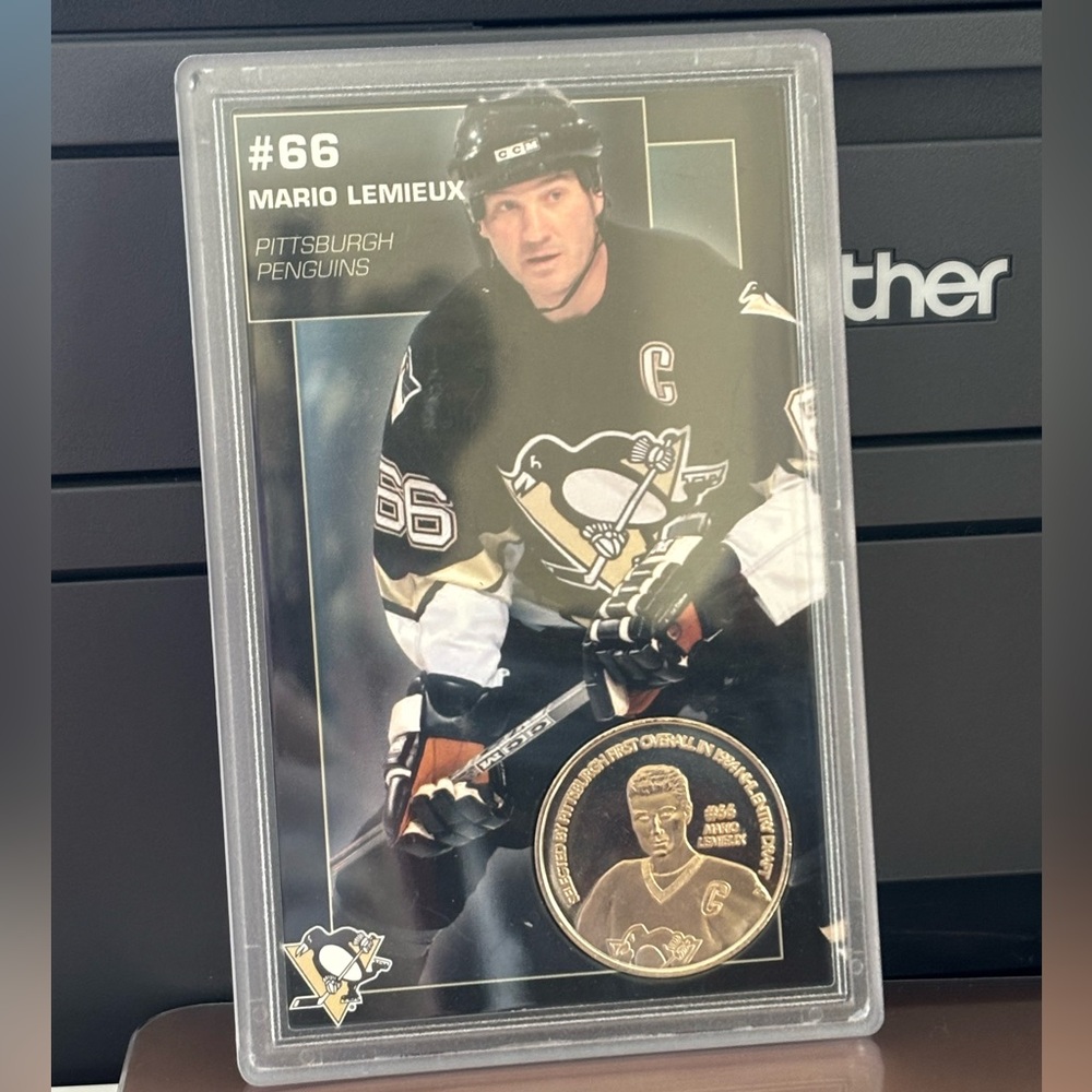 Morgan Mint Mario Lemieux Slabbed Collectors Coin Card NHL Pittsburgh Penguins